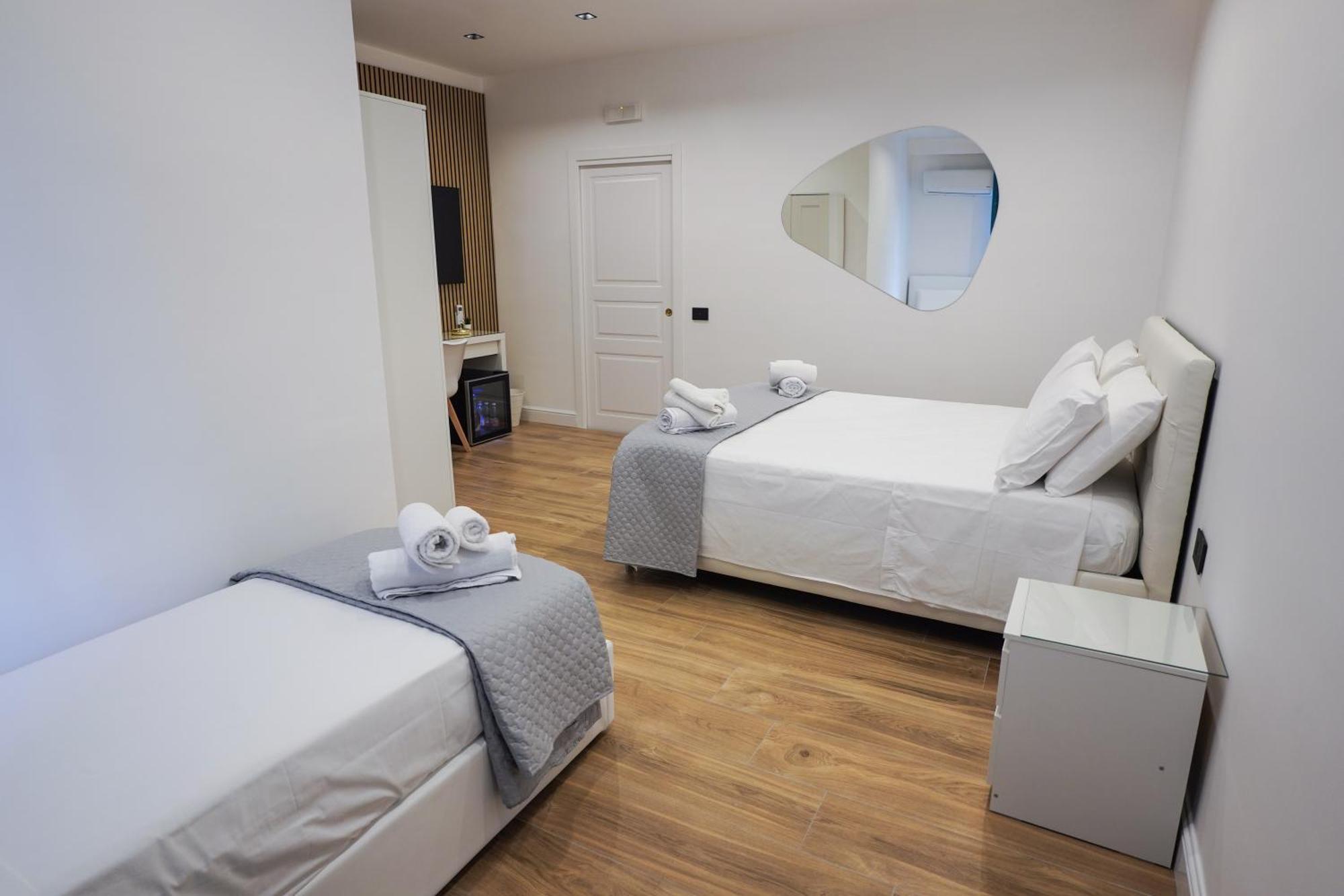 Luxury Room Неаполь Экстерьер фото